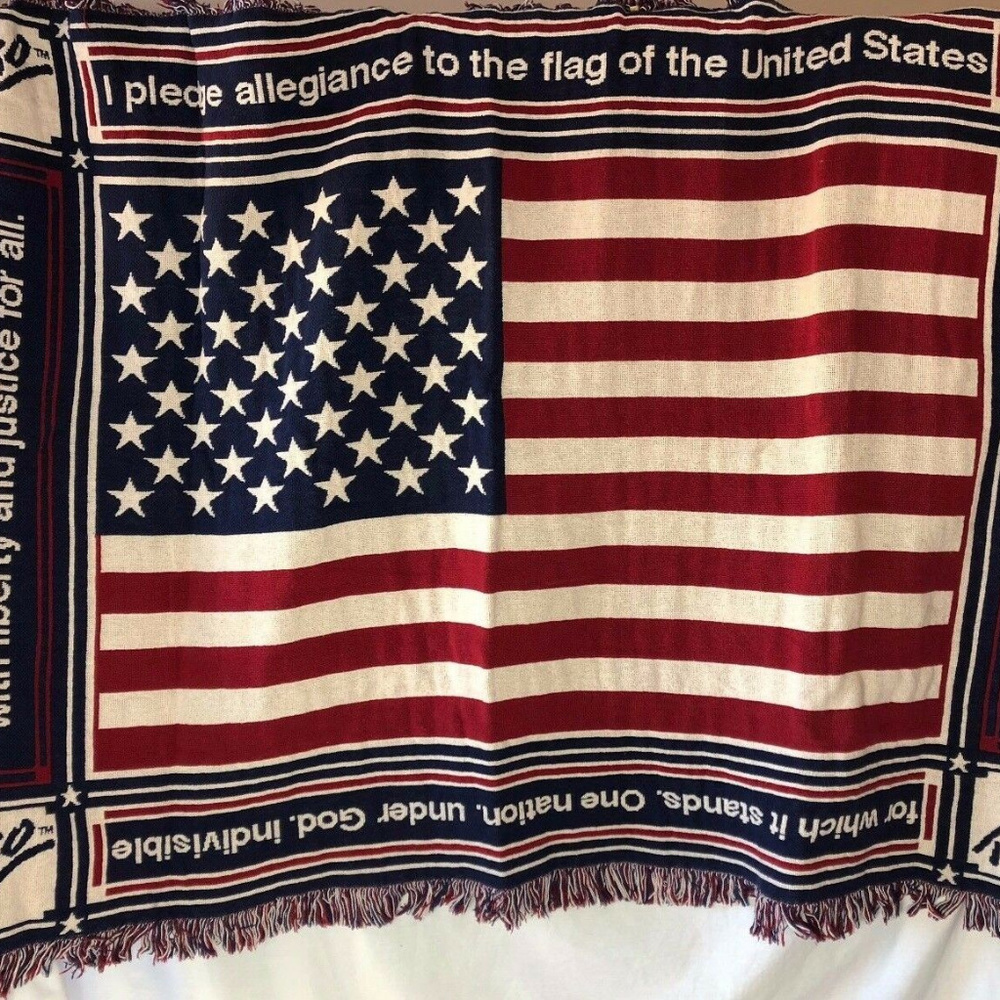 US Flag with Pledge of Allegiance Blanket The Rio